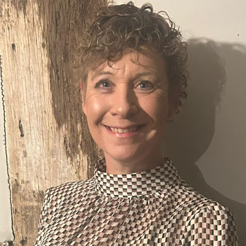 Clare Crump